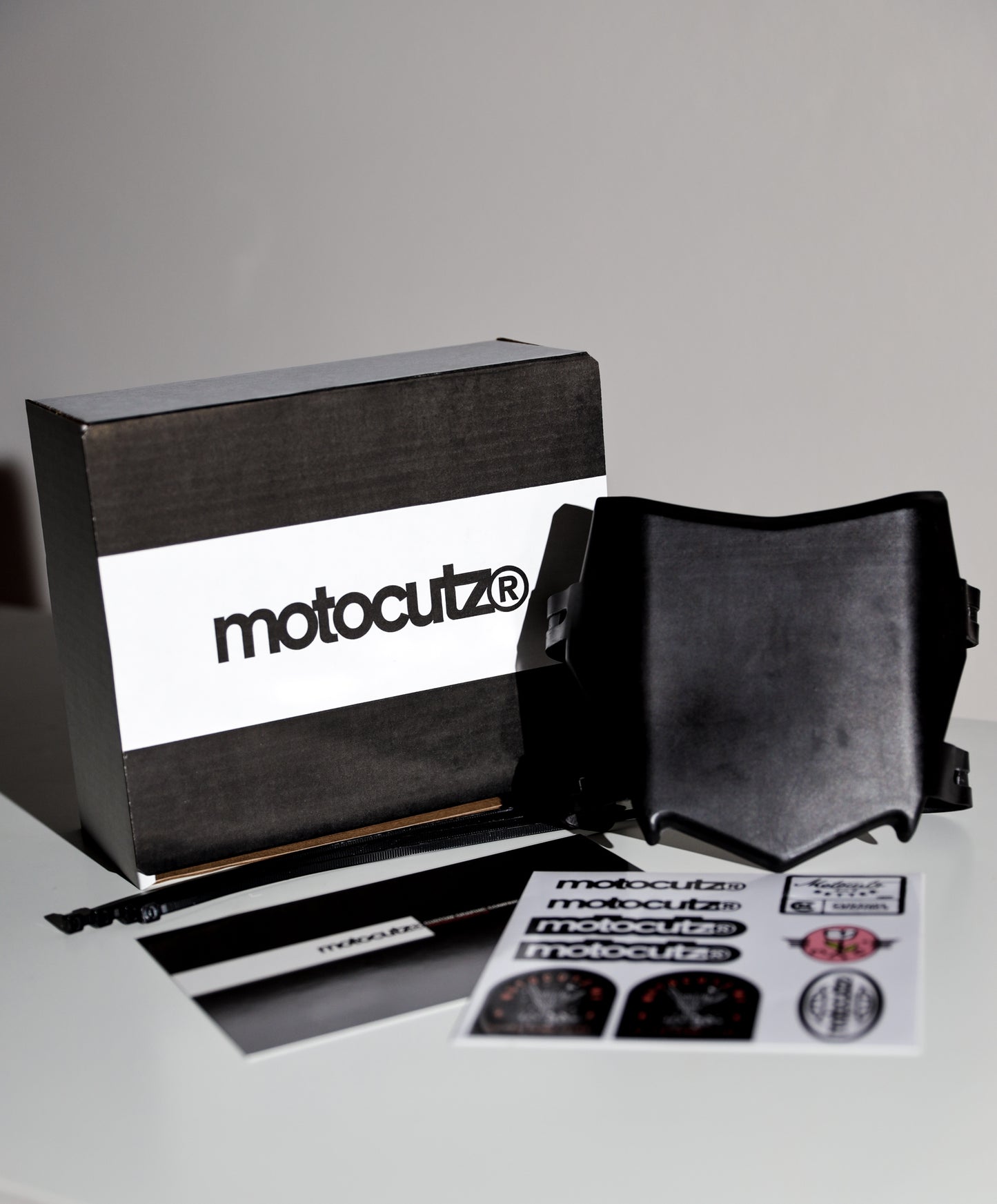 Motocutz Front Plate + Decal Combo Box