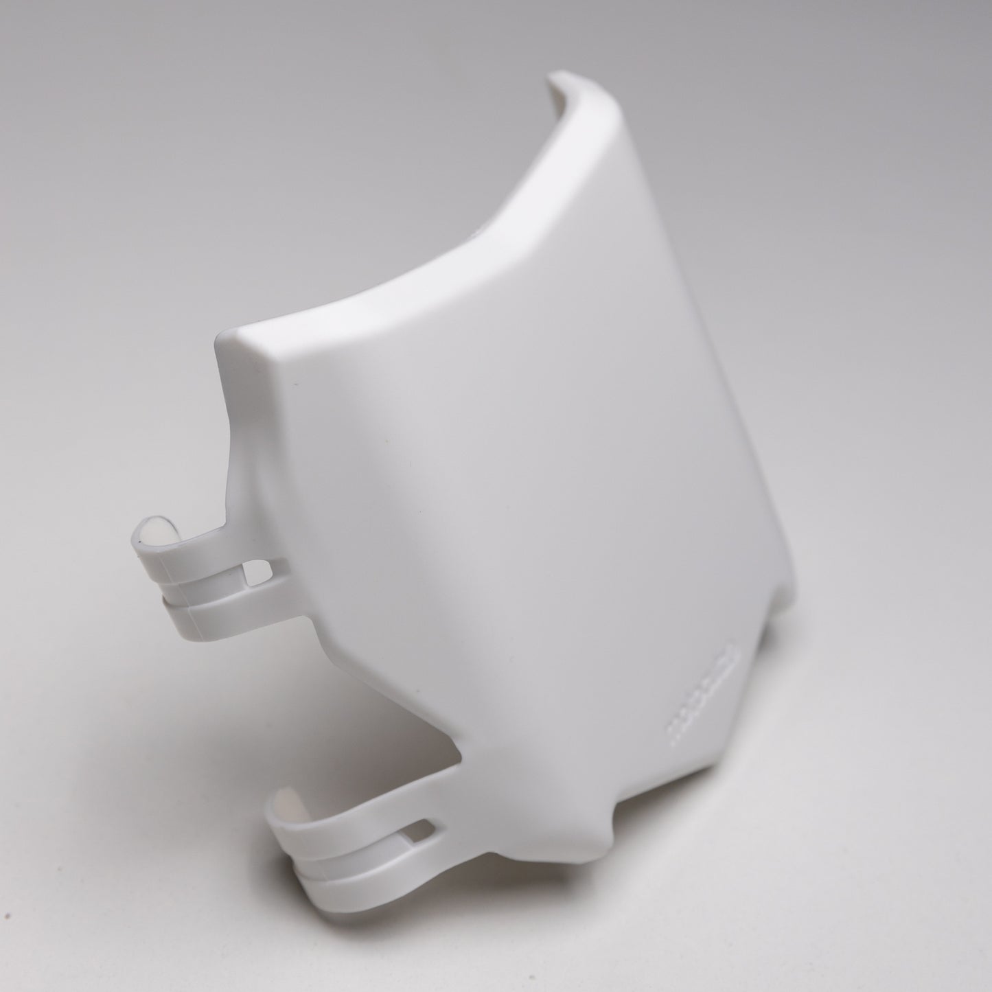 MOTOCUTZ X TG BUILT FRONT NUMBER PLATE WHITE