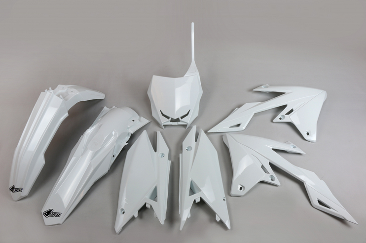 SUZUKI PLASTIC KIT
