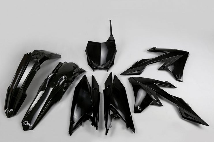 SUZUKI PLASTIC KIT