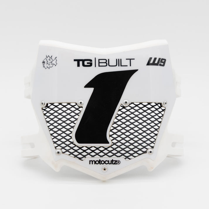 MOTOCUTZ VENTED FRONT NUMBER PLATE PRE6 WHITE – MotocutzMX